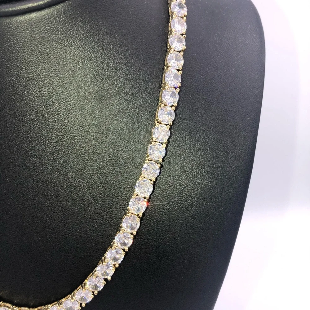 18k 72ct Tennis Necklace - Picture 7 of 14